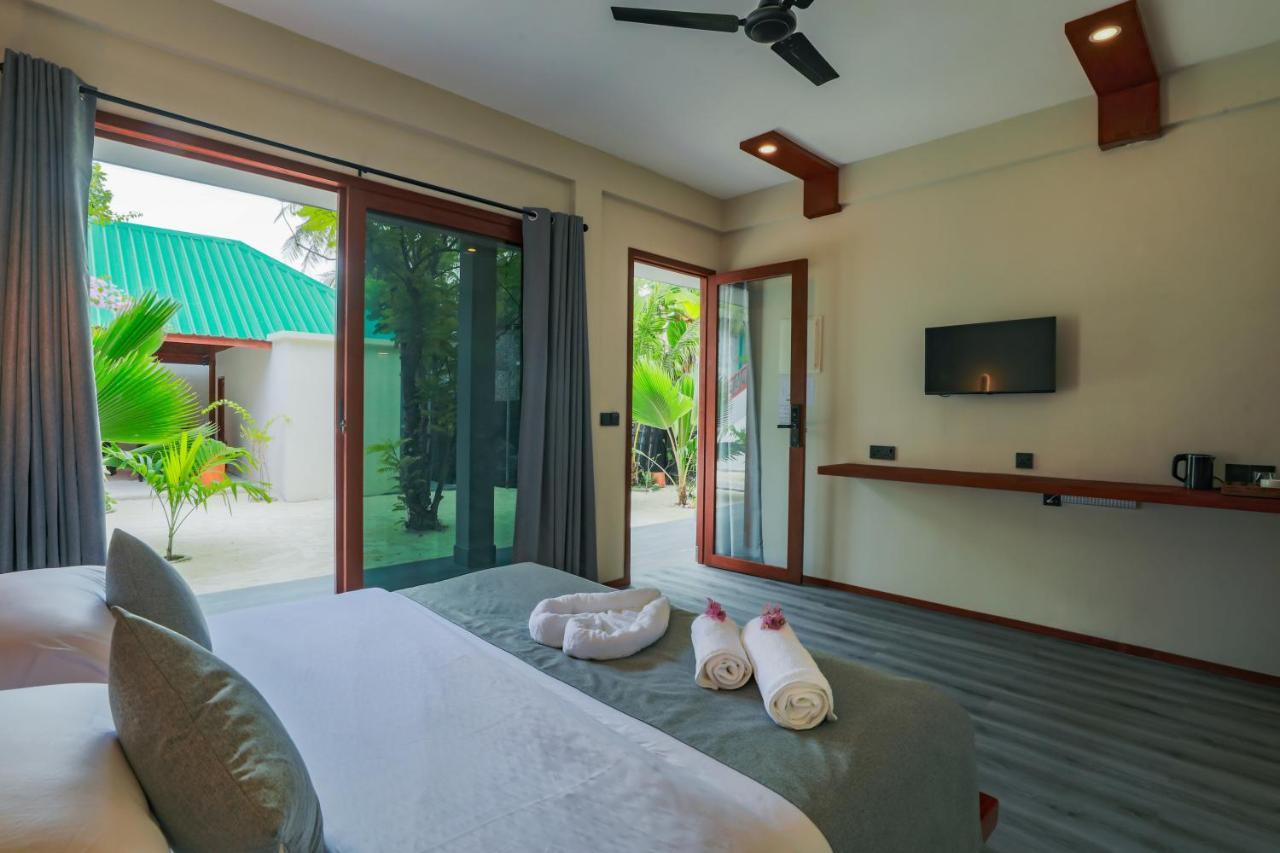 Sunny Breeze View Otel Hangnaameedhoo Dış mekan fotoğraf