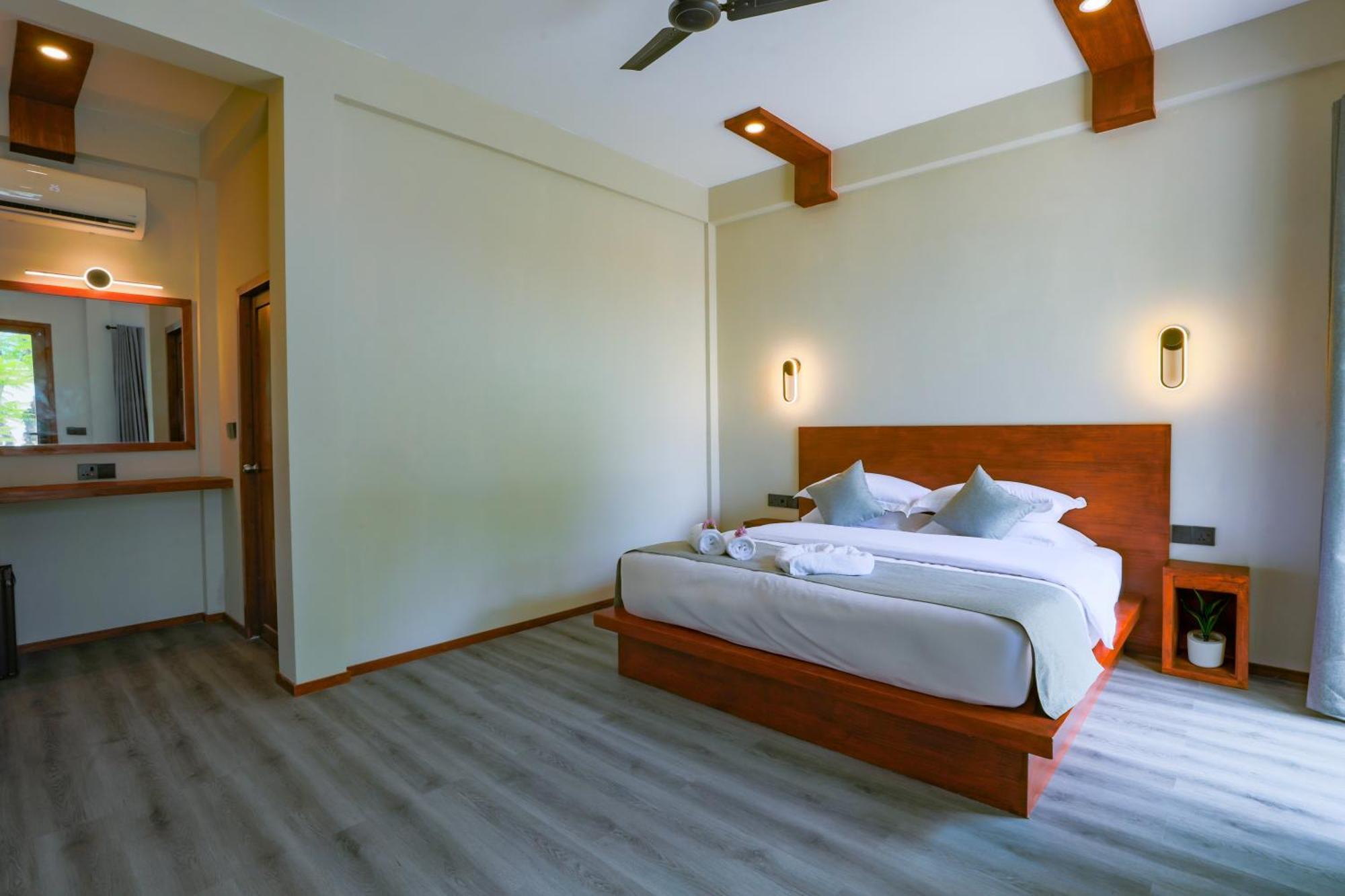 Sunny Breeze View Otel Hangnaameedhoo Dış mekan fotoğraf