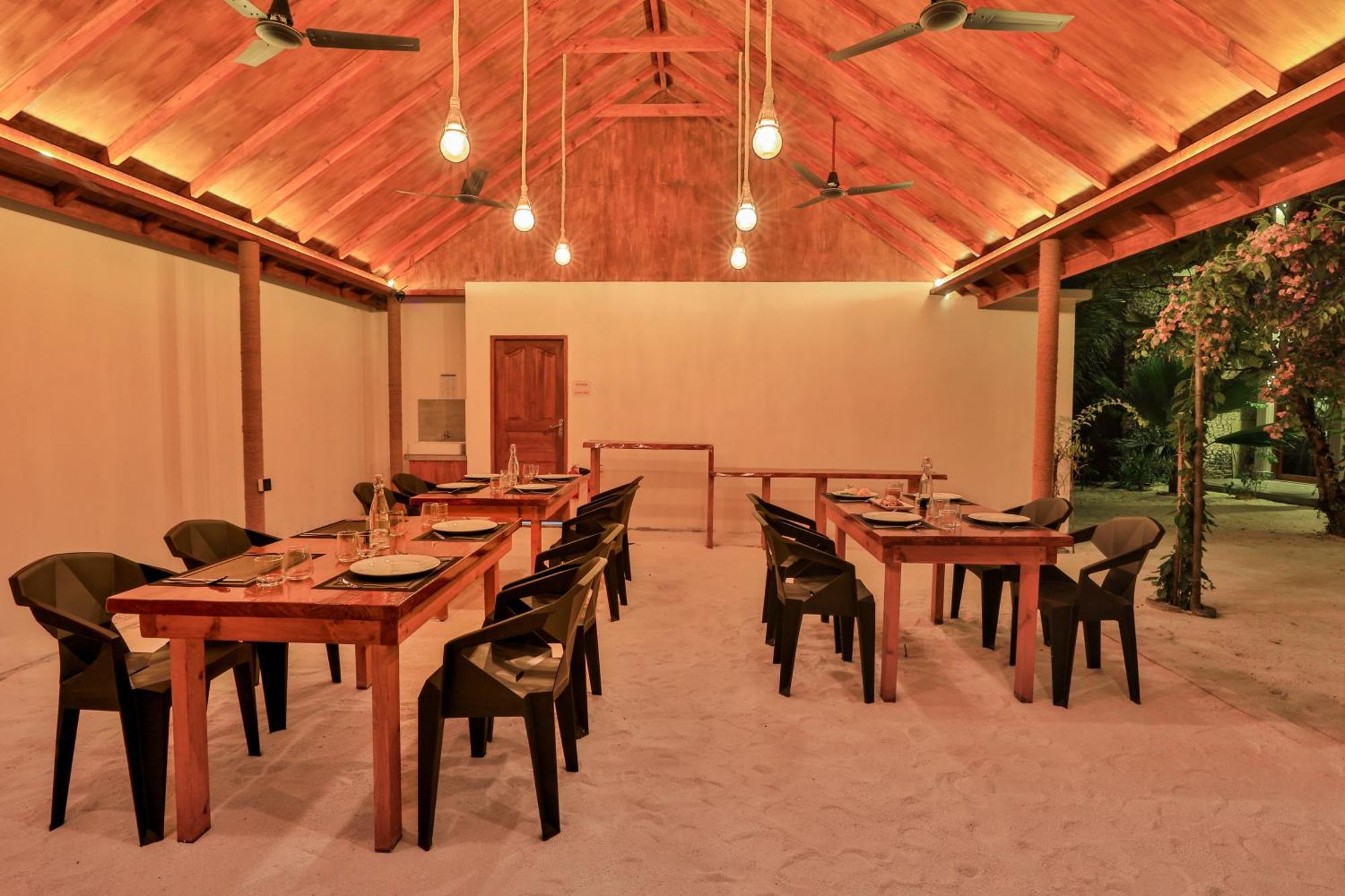 Sunny Breeze View Otel Hangnaameedhoo Dış mekan fotoğraf