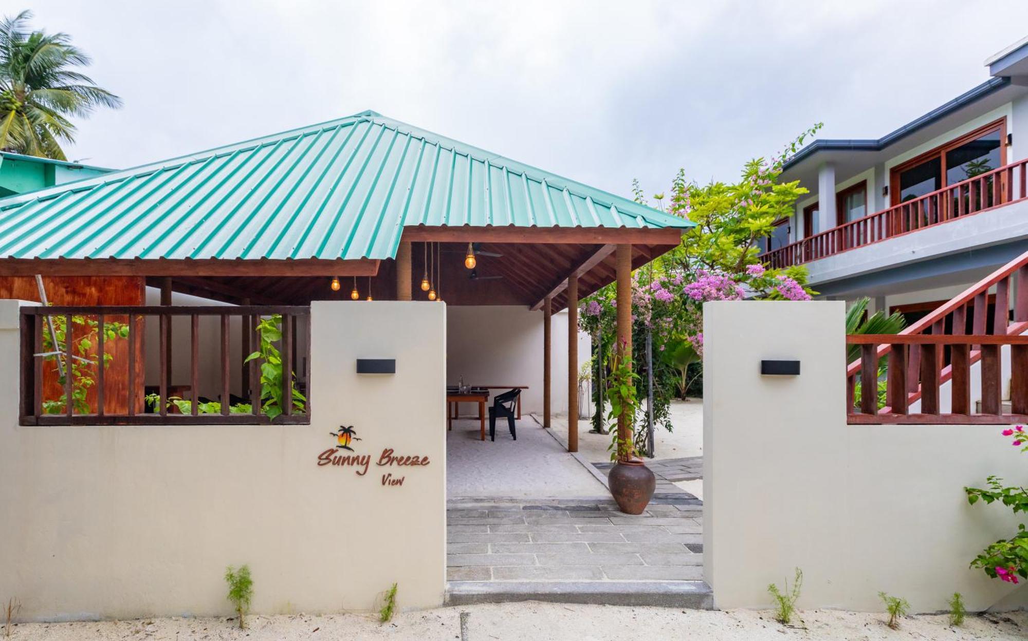 Sunny Breeze View Otel Hangnaameedhoo Dış mekan fotoğraf