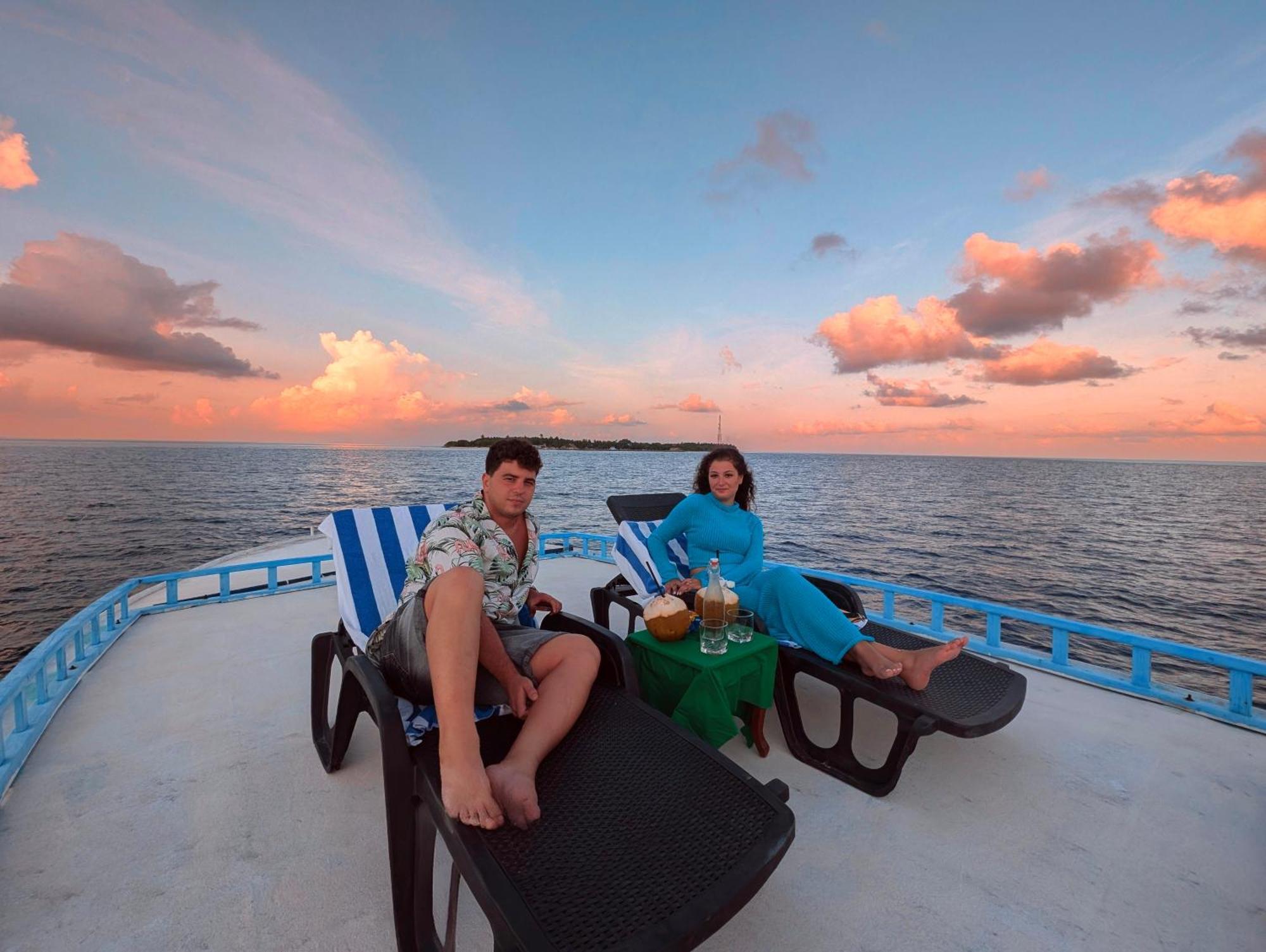 Sunny Breeze View Otel Hangnaameedhoo Dış mekan fotoğraf